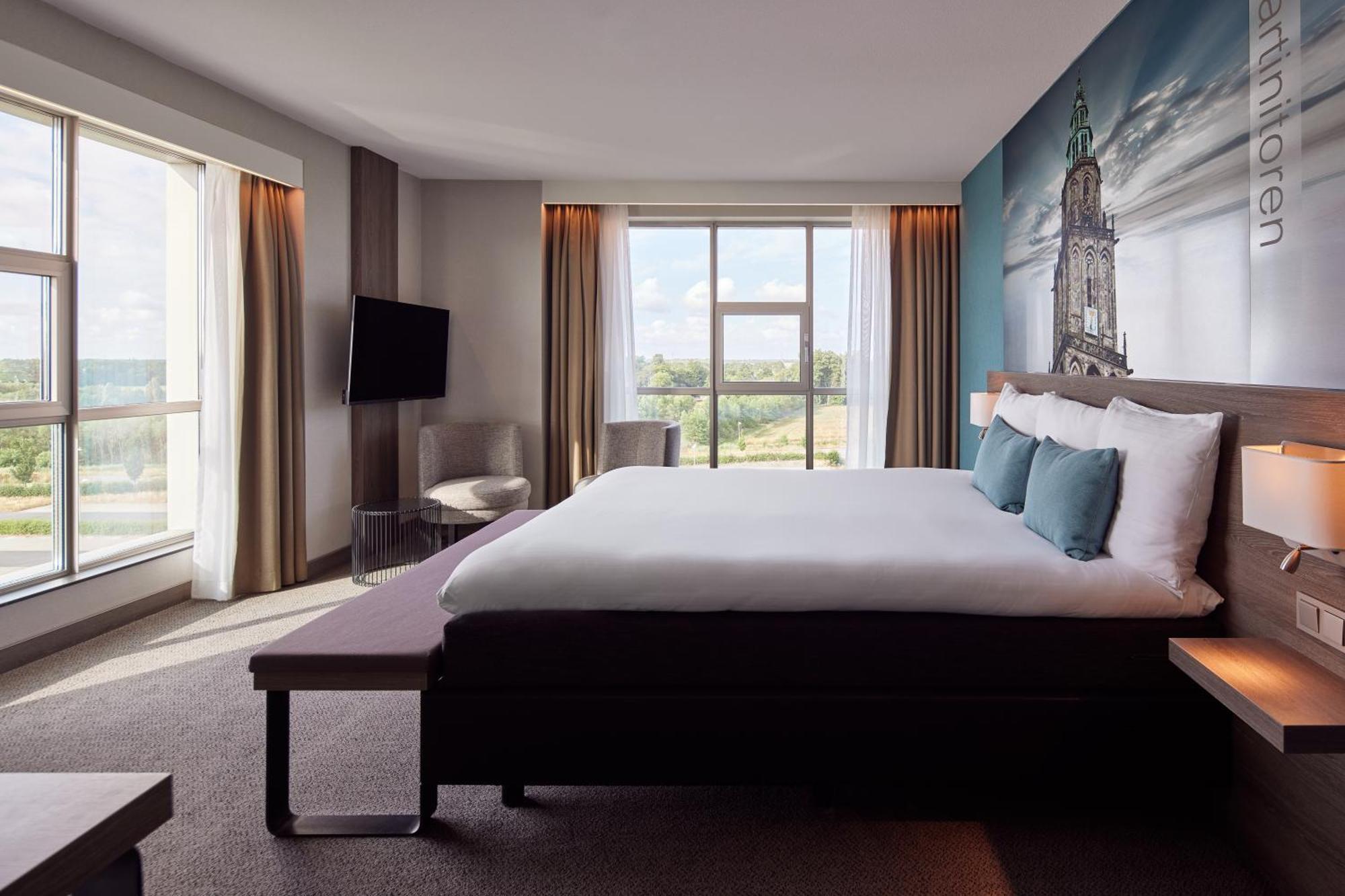ฟาน เดอร์ ฟาล์ก โฮเทล โกรนิงเงน - ฮุกเกิร์ก Hotel Eelderwolde ภายนอก รูปภาพ